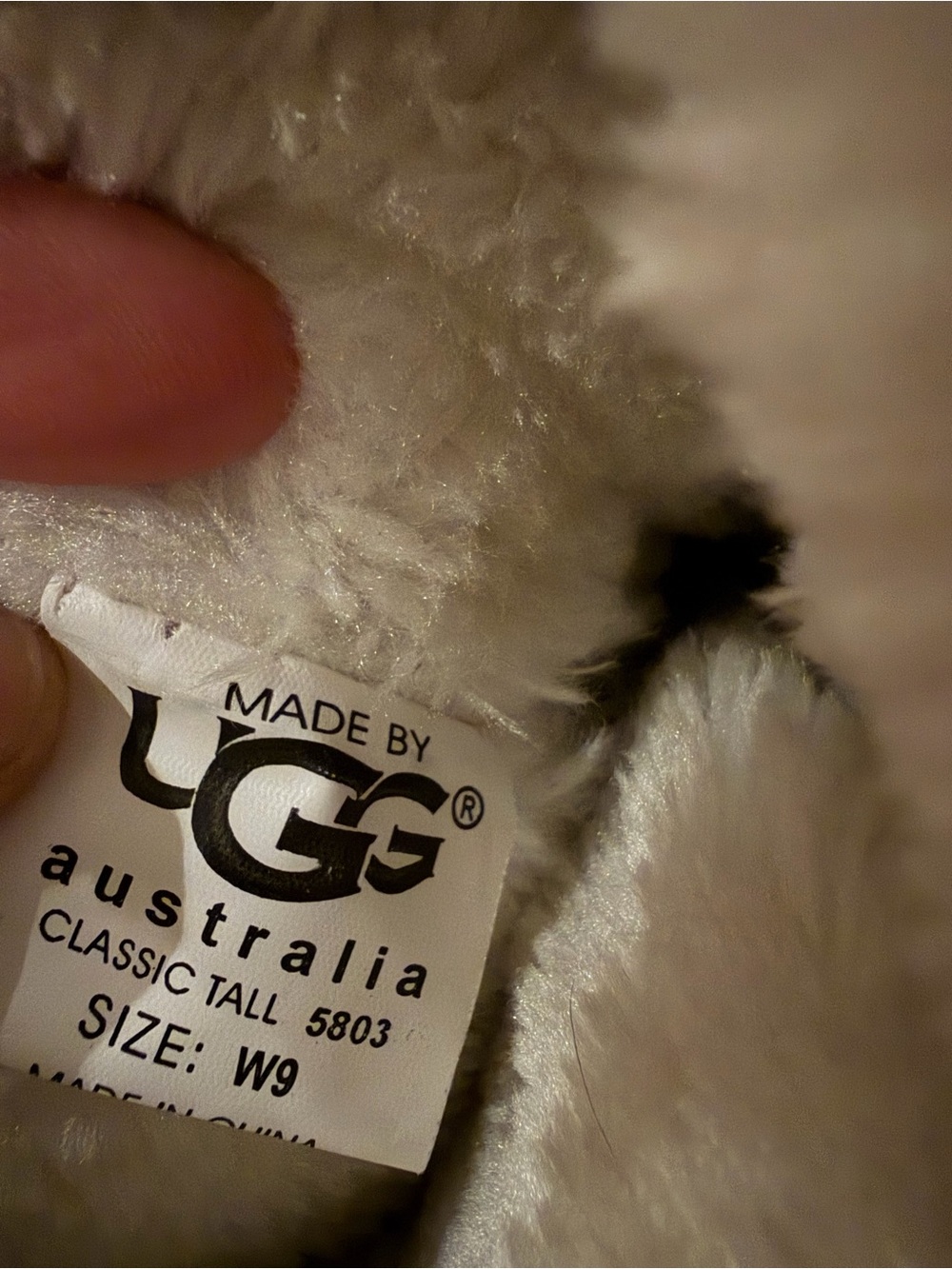 UGG women's Bailey Button ii Suede Shearling Boots in Light Gray women's 9 EUC - Picture 9 of 9